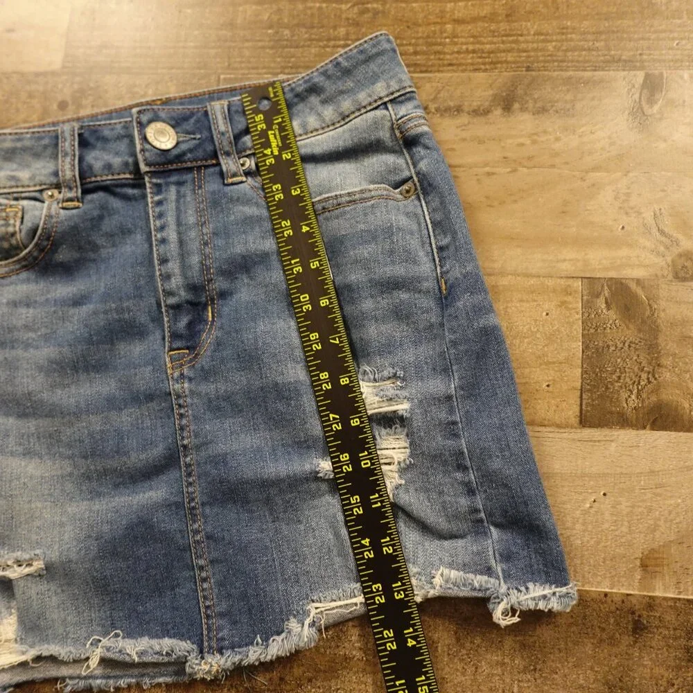 American Eagle Hi-Rise Mini Denim Skirt Women’s 4 Blue‎ Distressed Stretch